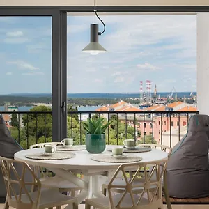 Luxury Bianco Apartment Pula